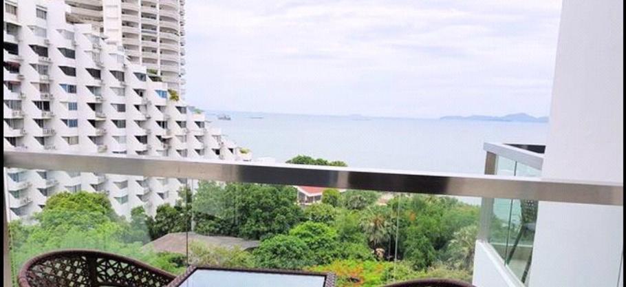 The Palm Wongamat Beach Pattaya Exterior foto